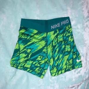 Girl’s Nike Pro Spandex